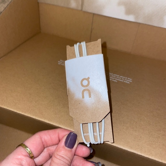 On Cloud 5 size 9.5 - Picture 6 of 8